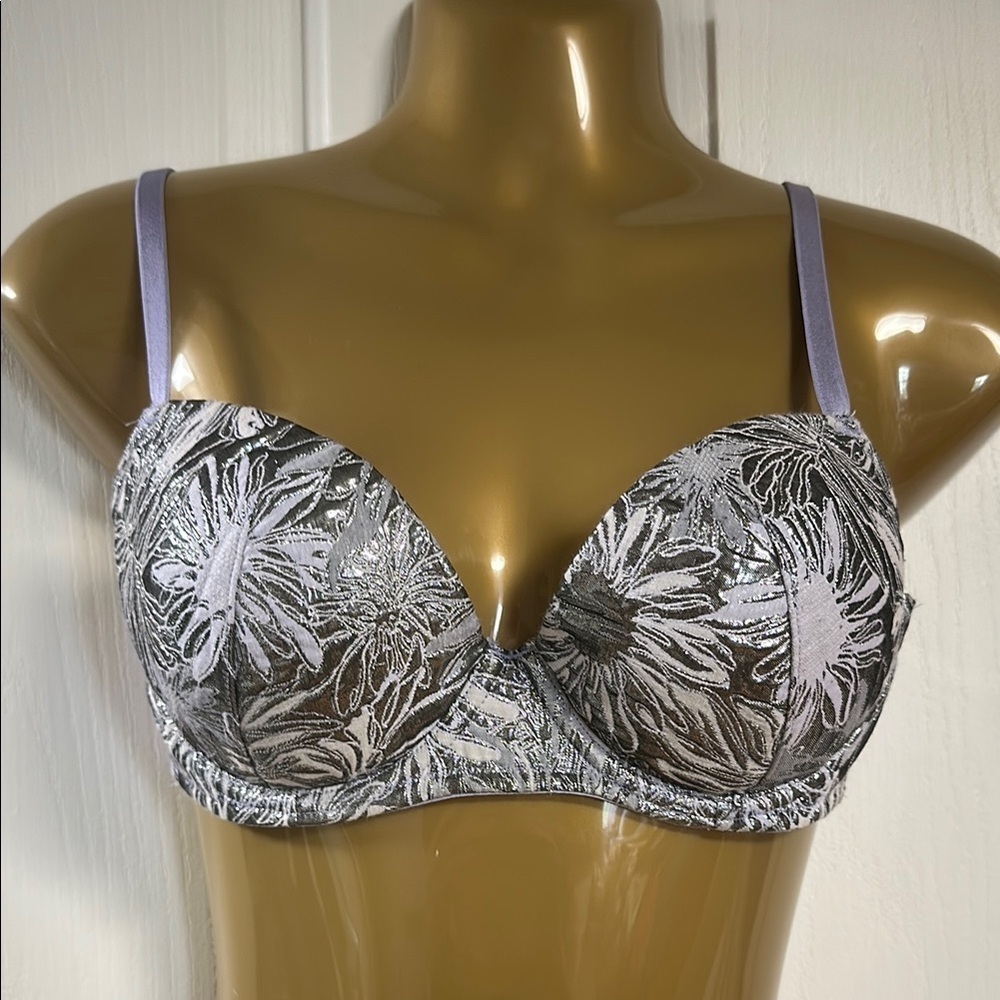 VICTORIAS SECRET Dream Angles Lined Demi lilac/silver Sz 32D